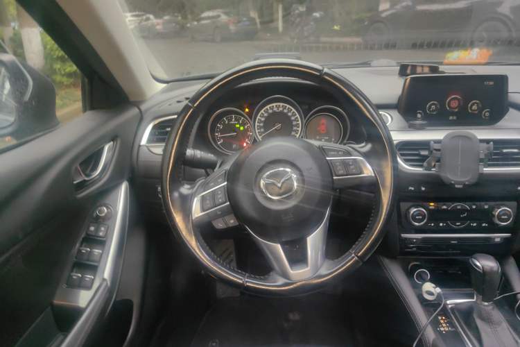 Used Mazda Atenza 2017 2.5L Blue Sky Prestige Edition Steering Wheel