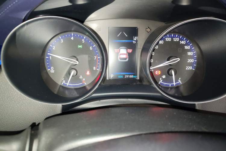 Used Toyota C-HR 2022 2.0L Leading Edition Odometer Close Up