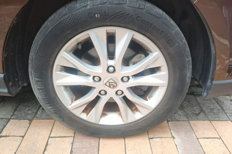 Used Baojun 730 2016 1.8L iAMT Luxury Model 7 Seats