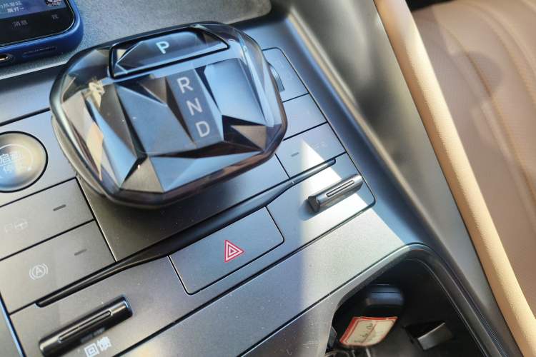 Used BYD Song L EV 2025 662 km Advanced Intelligent Driving Version
