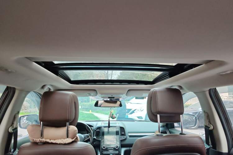 Used Renault Koleos 2017 2.5L Four-Wheel Drive Ultimate Edition
