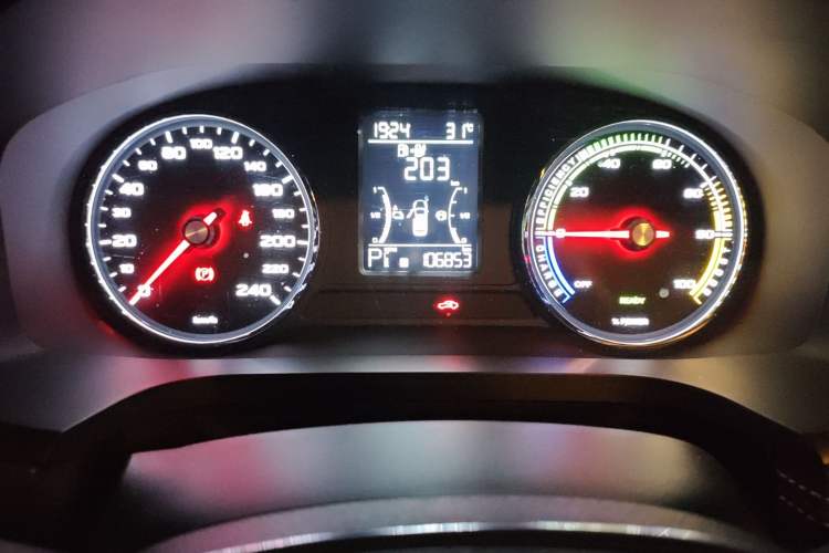 Used Roewe i6 New Energy 2019 PLUS 50T 4G Connected Glory Luxury Edition