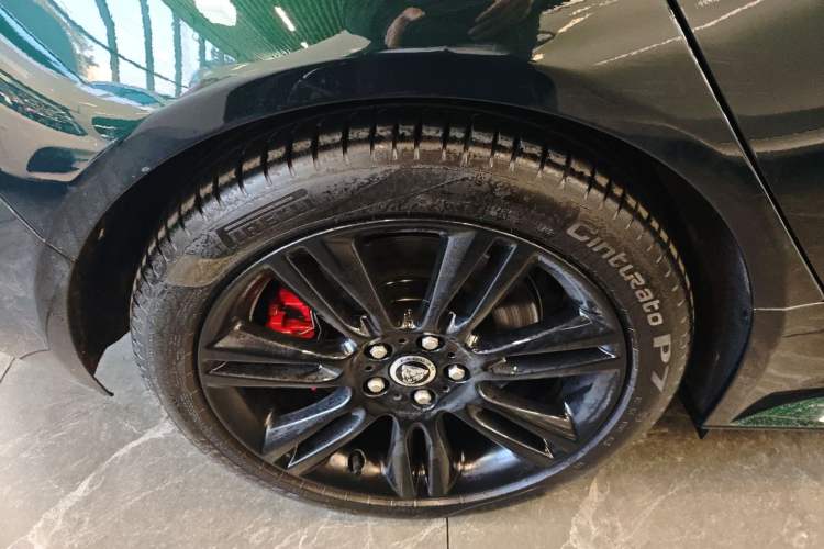 Used Jaguar XEL 2025 2.0T 250 PS R-DYNAMIC 90th Anniversary Edition