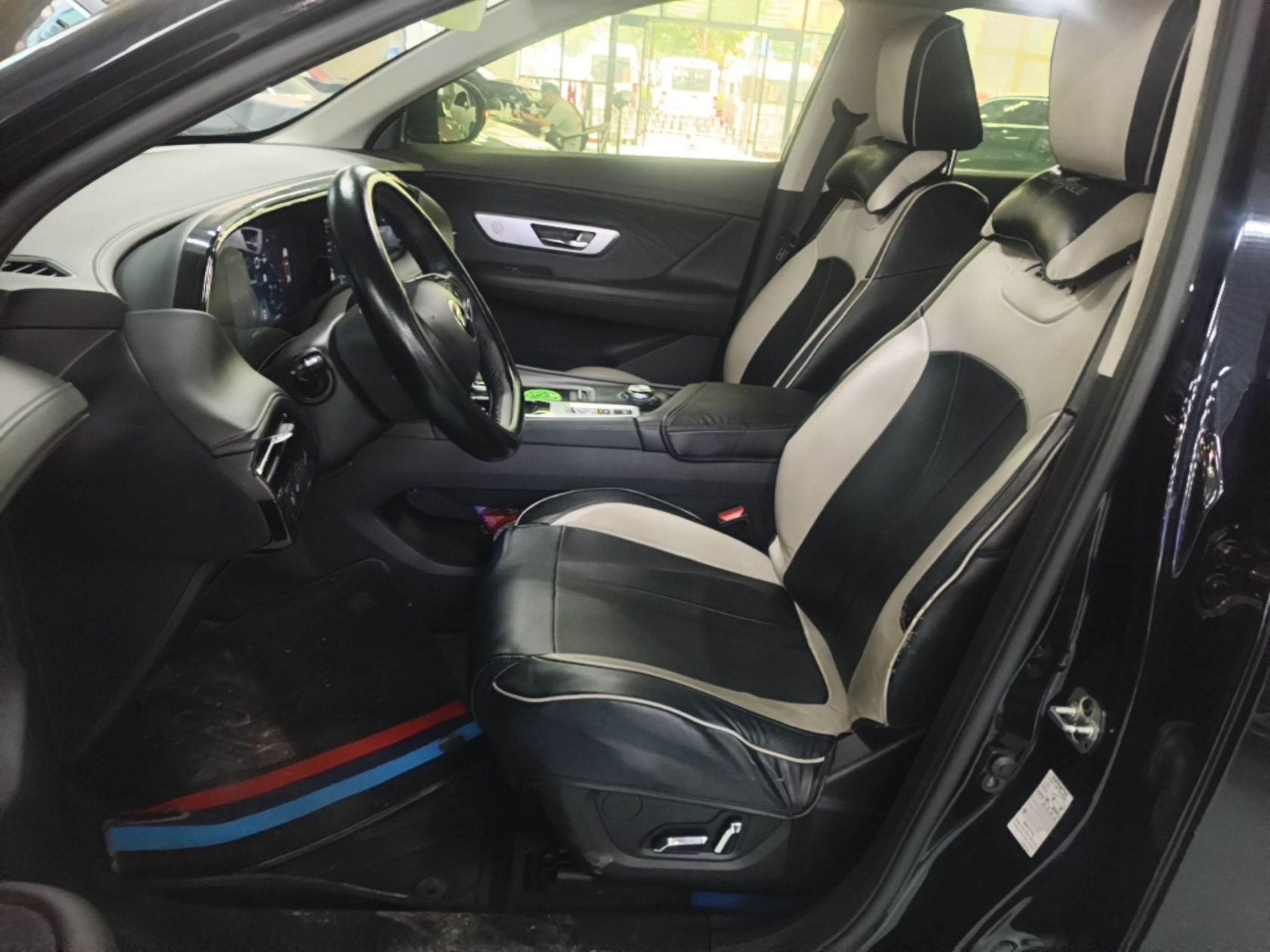 Interior delantero