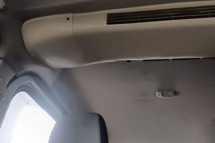 Used CHANGAN KAICHENG Ruixing M90 2021 2.0L Standard Version Flat-Top Liftgate 6-Seater LJ481Q6
