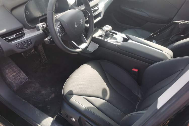 Used Hongqi E-QM5 2024 500km Range Edition
