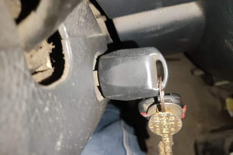 Used CHANGAN KAICHENG Taurus 2011 1.3L Standard Version