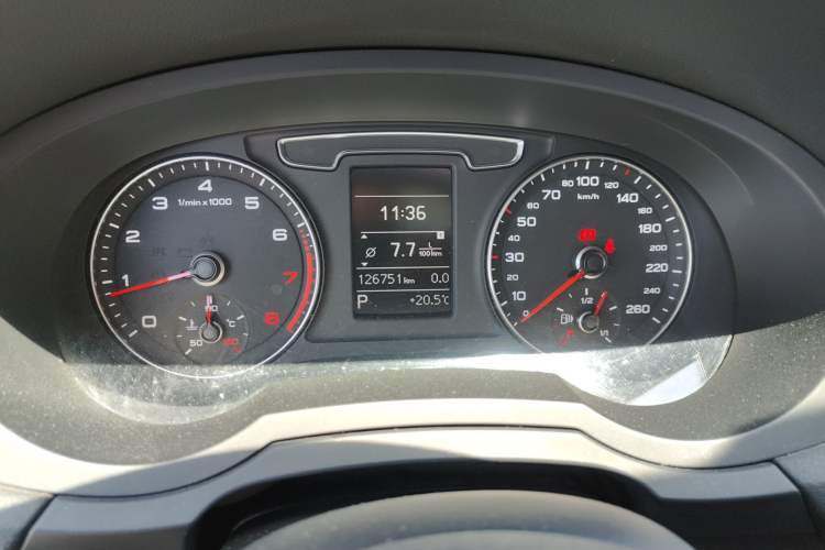 Used Audi Q3 2016 30 TFSI Fashion Model Instrument Cluster