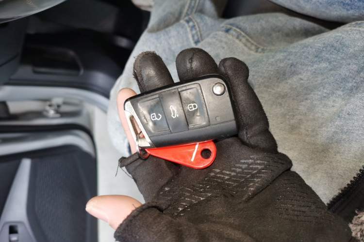 Used Volkswagen Sagitar 2019 280TSI DSG Comfort Version China VI Standard Interior 1