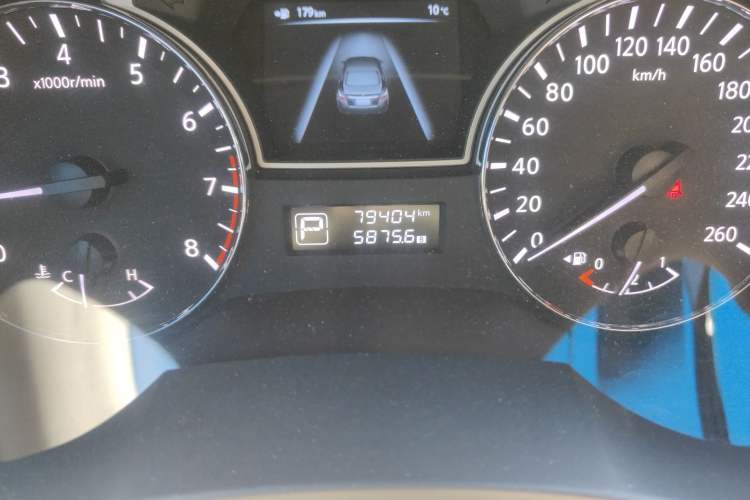 Used Nissan Teana 2014 2.0L XL Upper Tech Edition Odometer Close Up