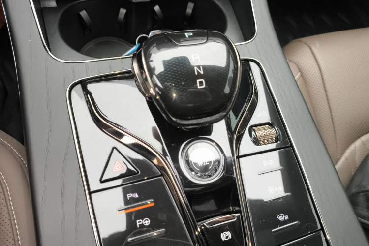 Used BYD Han 2022 EV Genesis Edition 610KM All-Wheel Drive Premium Model
