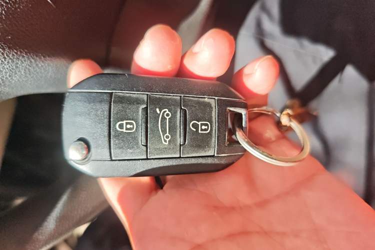 Used Citroen Elysee 2014 1.6L Manual Comfort Model