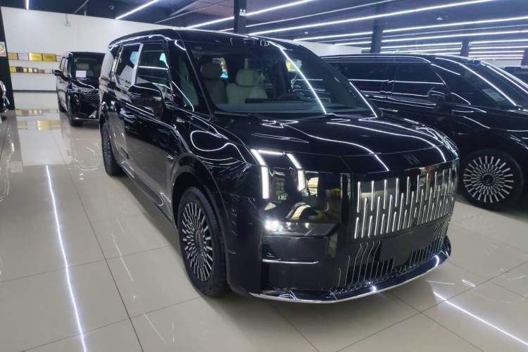 Used Zeekr 009 2024 7-Seater Aisle Version 108 kWh
