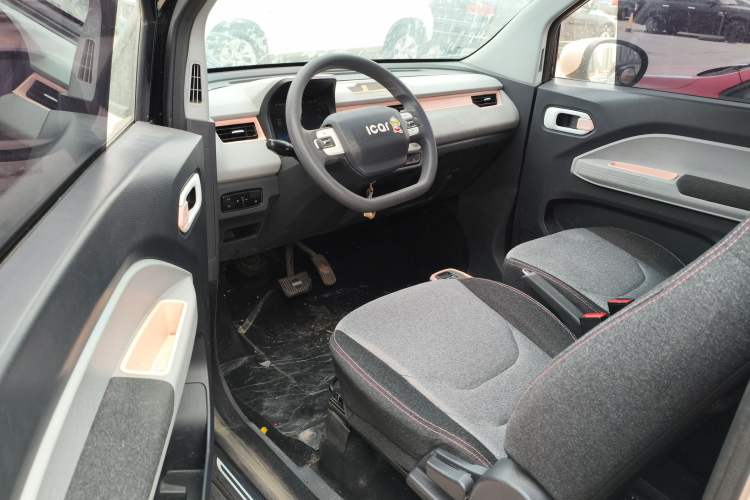 Used Chery QQ Ice Cream 2022 170km Sundae Phosphate Lithium-Ion
