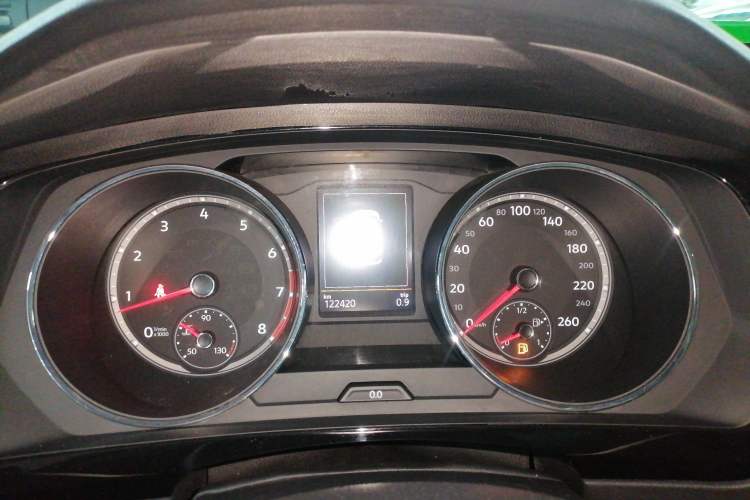 Used Volkswagen Tiguan L 2019 330TSI Automatic Two-Wheel Drive Panoramic Comfort Edition China V Standard