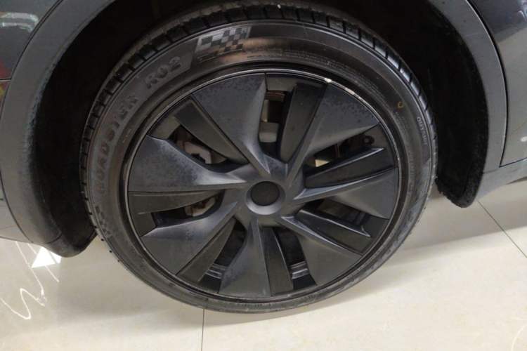 Used Tesla Model Y 2024 Rear-Wheel-Drive Version