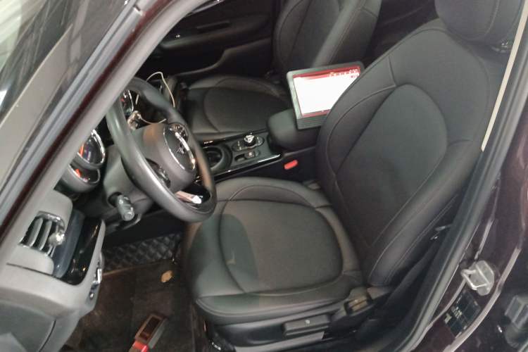 Used MINI Clubman 2016 1.5T ONE Internet Limited Edition