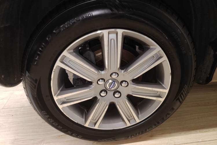 Used Volvo XC60 2017 T5 AWD Smart Range Edition Exterior 5