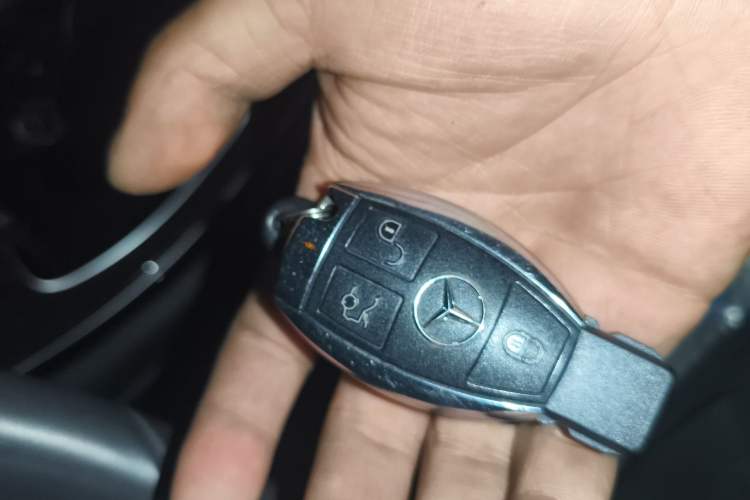 Used Mercedes-Benz GLC 2017 GLC 260 4MATIC Dynamic Edition Vehicle Key