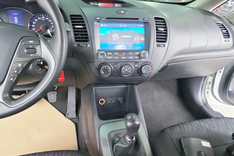 Used Kia K3 2015 1.6L Manual GL
