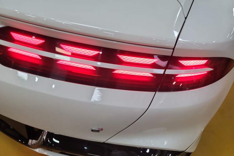 Used Denza Z9GT 2024 1100 Four-Wheel Drive Max Edition