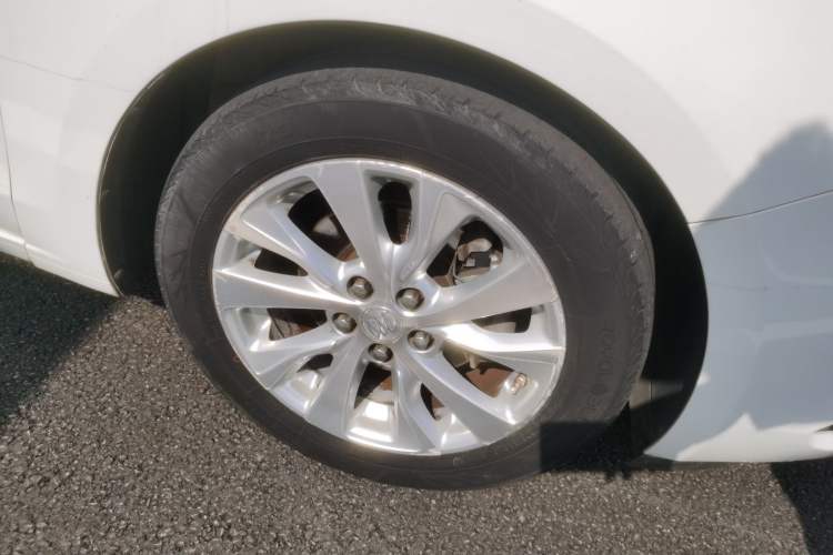 Used Buick Excelle GX 2018 15T Dual-Clutch Elite Model
