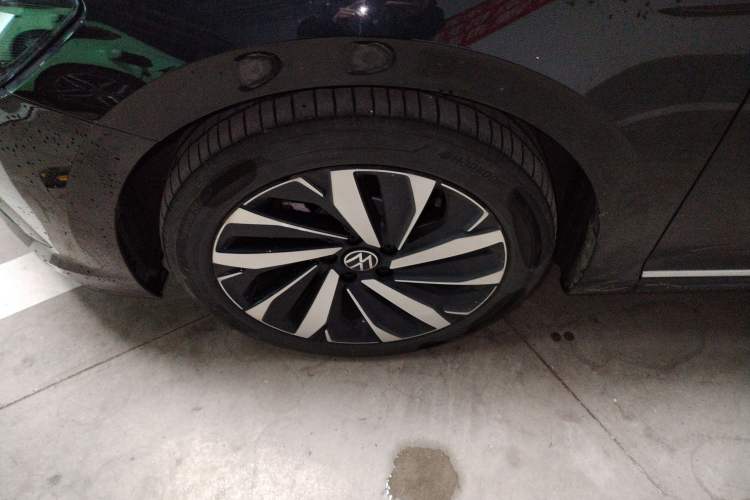 Used Volkswagen Passat 2025 Premium Version 380TSI Dragon Edition Left Front Wheel Hub