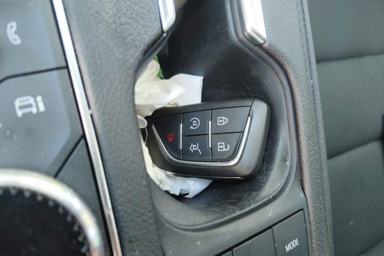 Used Cadillac XT4 2024 28T Two-Wheel-Drive Prestige Version