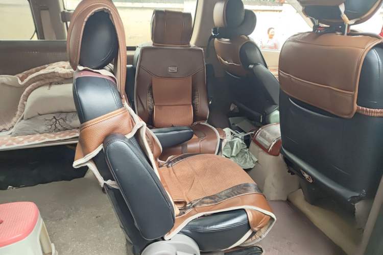 Used Foton MP-X E 2014 2.4L Wealth Express Comfort Version Basic Edition with 4G64
