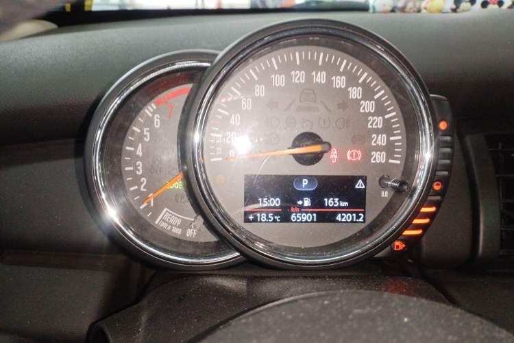 Used MINI 2016 1.2T ONE Pioneer Edition Instrument Cluster