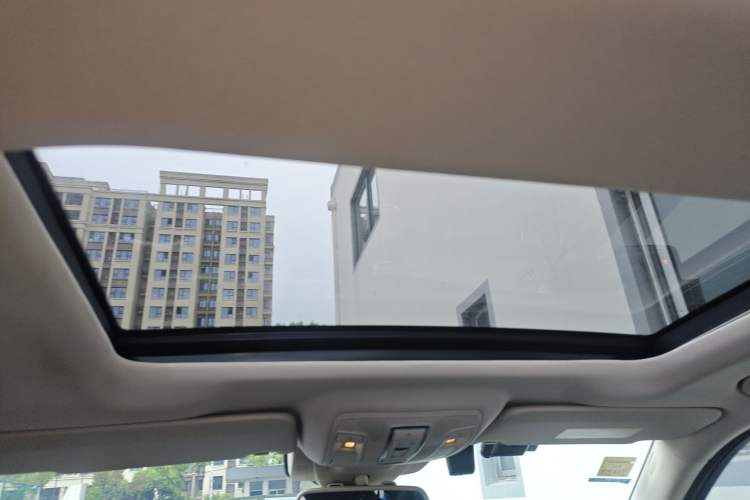 Used Mercedes-Benz GLE 2018 GLE 320 4MATIC Dynamic Edition Collector's Edition Headliner