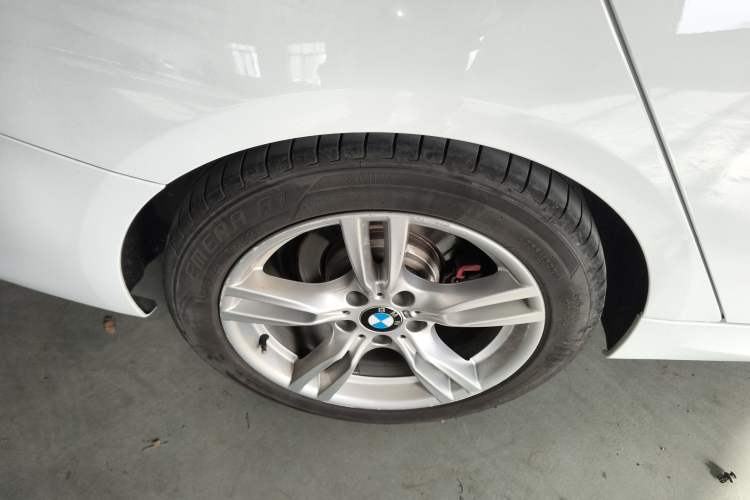 Used BMW 3 Series GT 2019 320i M Sport Exterior 5