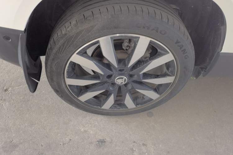 Used Skoda Karoq 2020 TSI280 Luxury Smart Edition China VI Standard Right Rear Wheel Hub