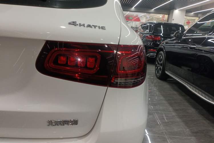 Used Mercedes-Benz GLC 2020 GLC 300 L 4MATIC Dynamic Edition
