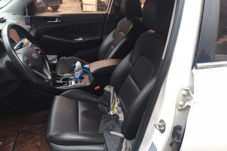 Used Hyundai Tucson 2018 1.6T Dual-Clutch Two-Wheel Drive 15th Anniversary Special Edition