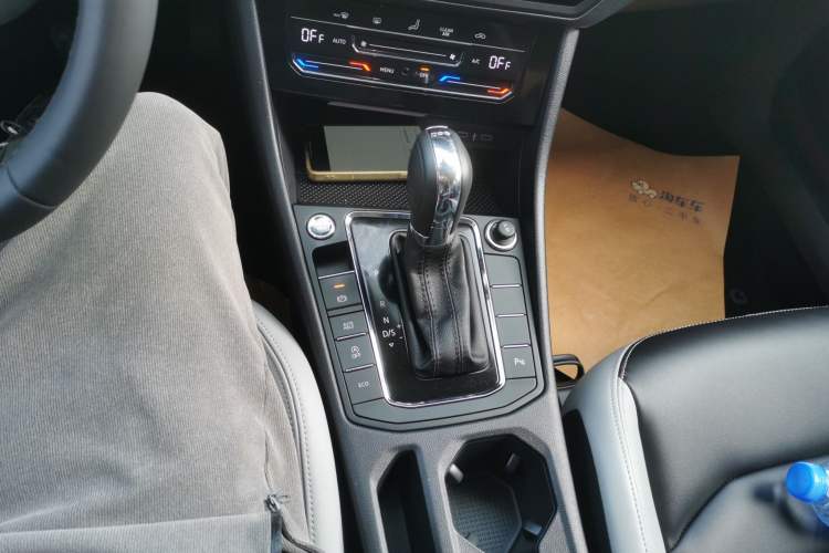 Used Volkswagen Bora 2023 300TSI DSG Prestige Edition