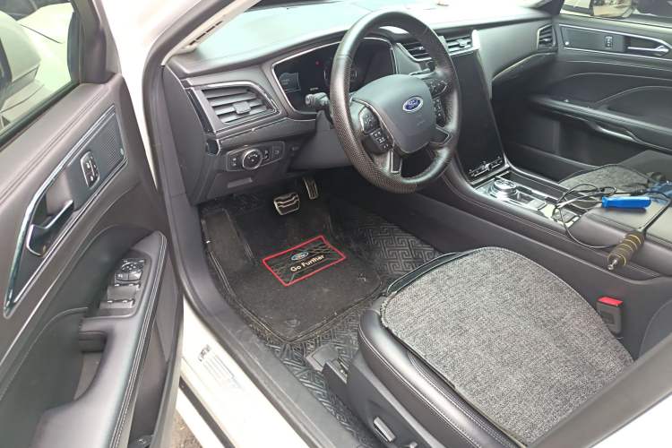 Used Ford Taurus 2019 EcoBoost 245 Premium Edition
