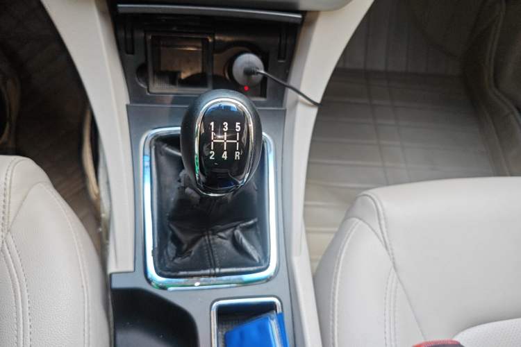 Used Geely Auto Emgrand 2016 Sedan 1.5L Manual Luxury Model