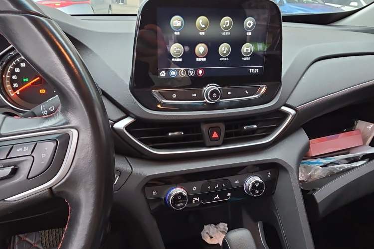 Used Chevrolet Orlando 2019 Redline 530T Automatic Enjoyment Version (5+2 Seating) China VI Audio And AC Panel