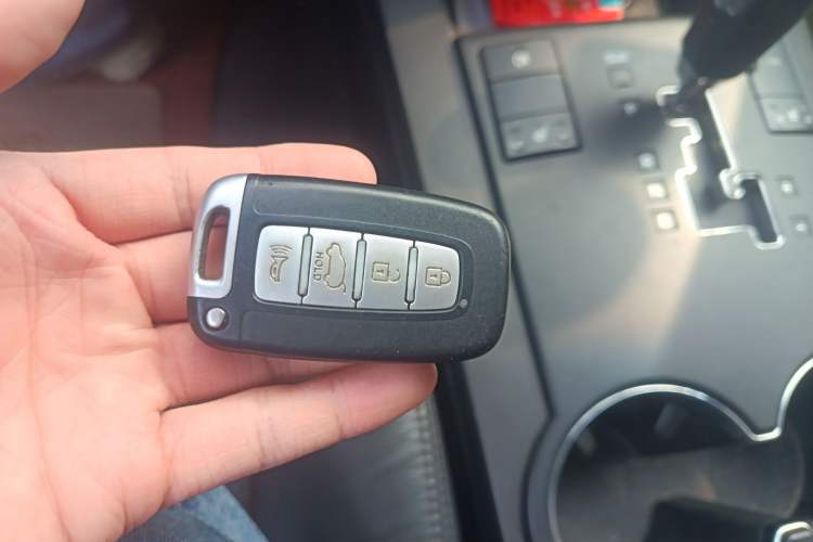 Used Kia Borrego 2008 3.8L Luxury Edition China IV
