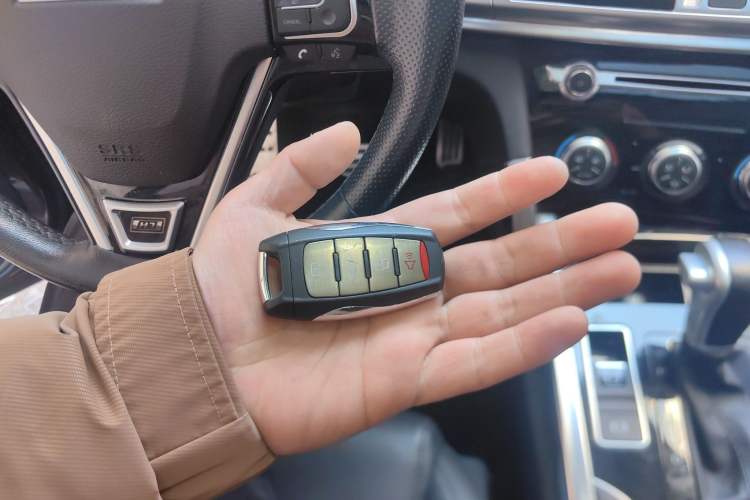 Used Haval H7 2017 Red-Label H7L 2.0T Automatic Luxury Model
