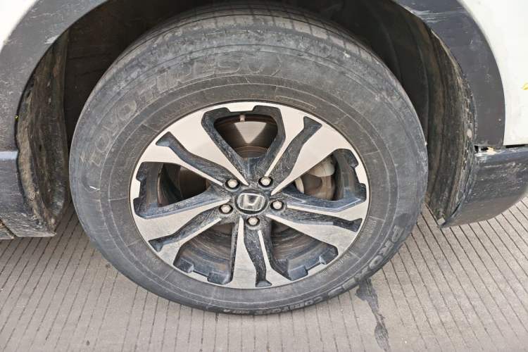 Used Honda CR-V 2017 240TURBO CVT 2WD Comfort Version Right Front Wheel Hub