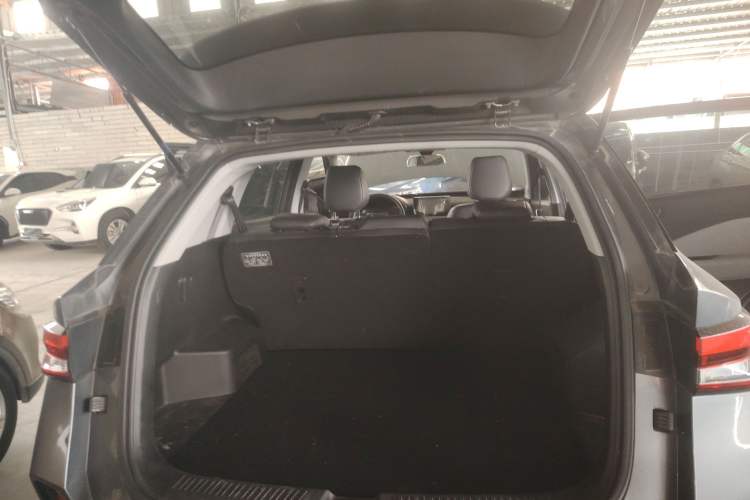 Used Wuling Alvez 2022 1.5L CVT Comfort Edition