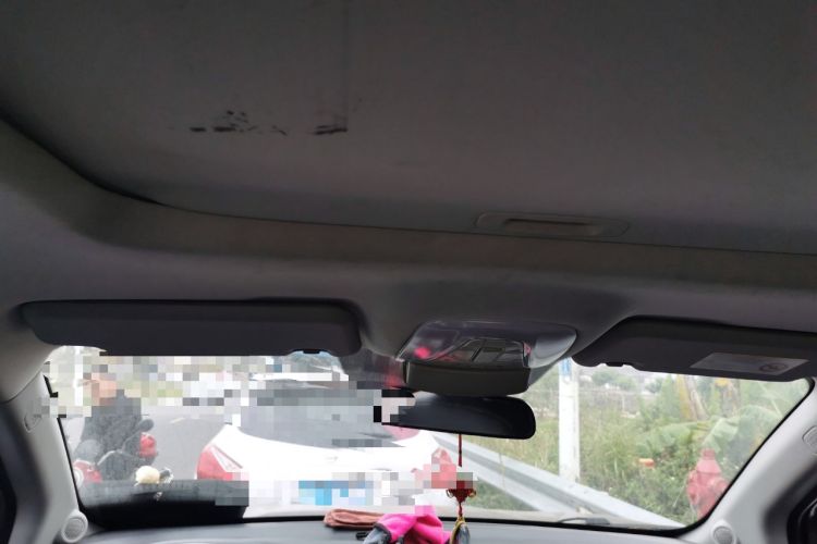 Used GAC Trumpchi GS4 2015 200T G-DCT Luxury Edition Headliner