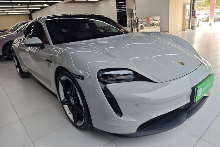 Used Porsche Taycan 2020 Taycan Front Right 45 Deg