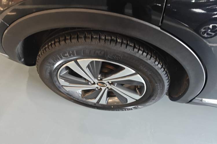 Used Hongqi HS5 2019 2.0T Smart Connect Flagship Edition
