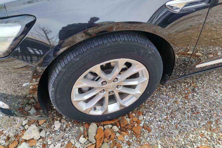 Used Buick LaCrosse 2022 552T Luxury Version
