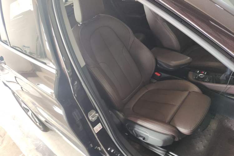 Used BMW X1 2018 sDrive18Li Luxury Model
