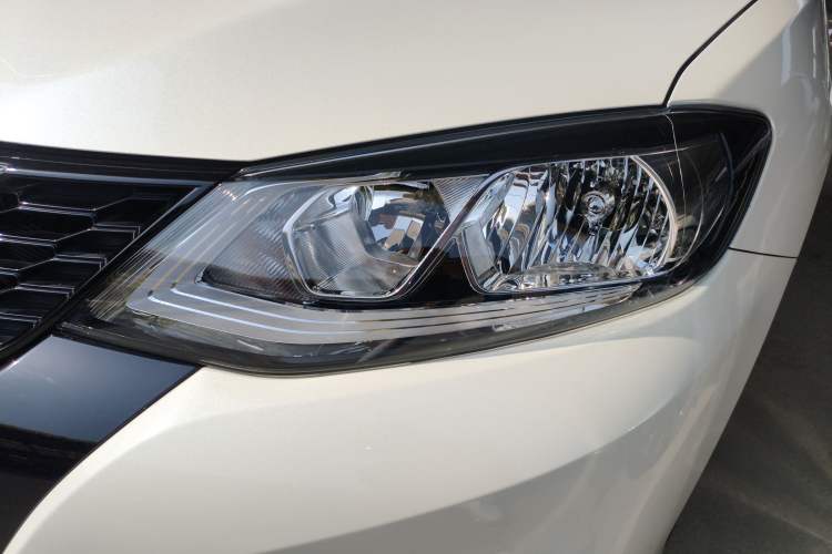 Used Nissan Tiida 2024 1.6L CVT Cool Dynamic Edition Left Front Headlight