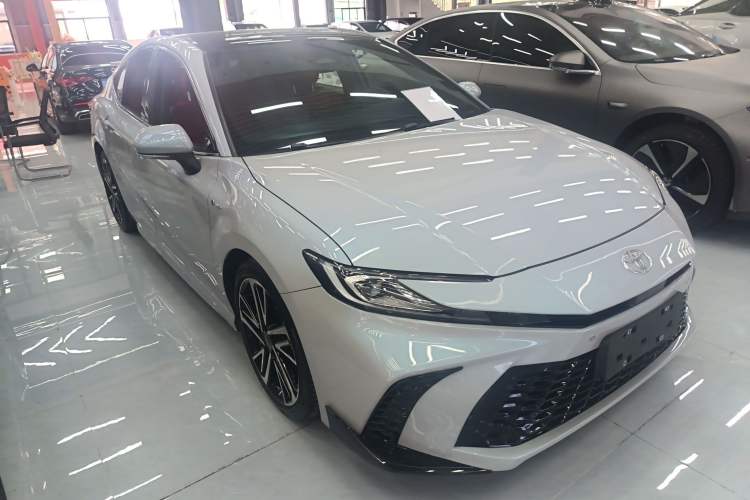 Used Toyota Camry 2024 Dual-Motor 2.0HS Sport Edition